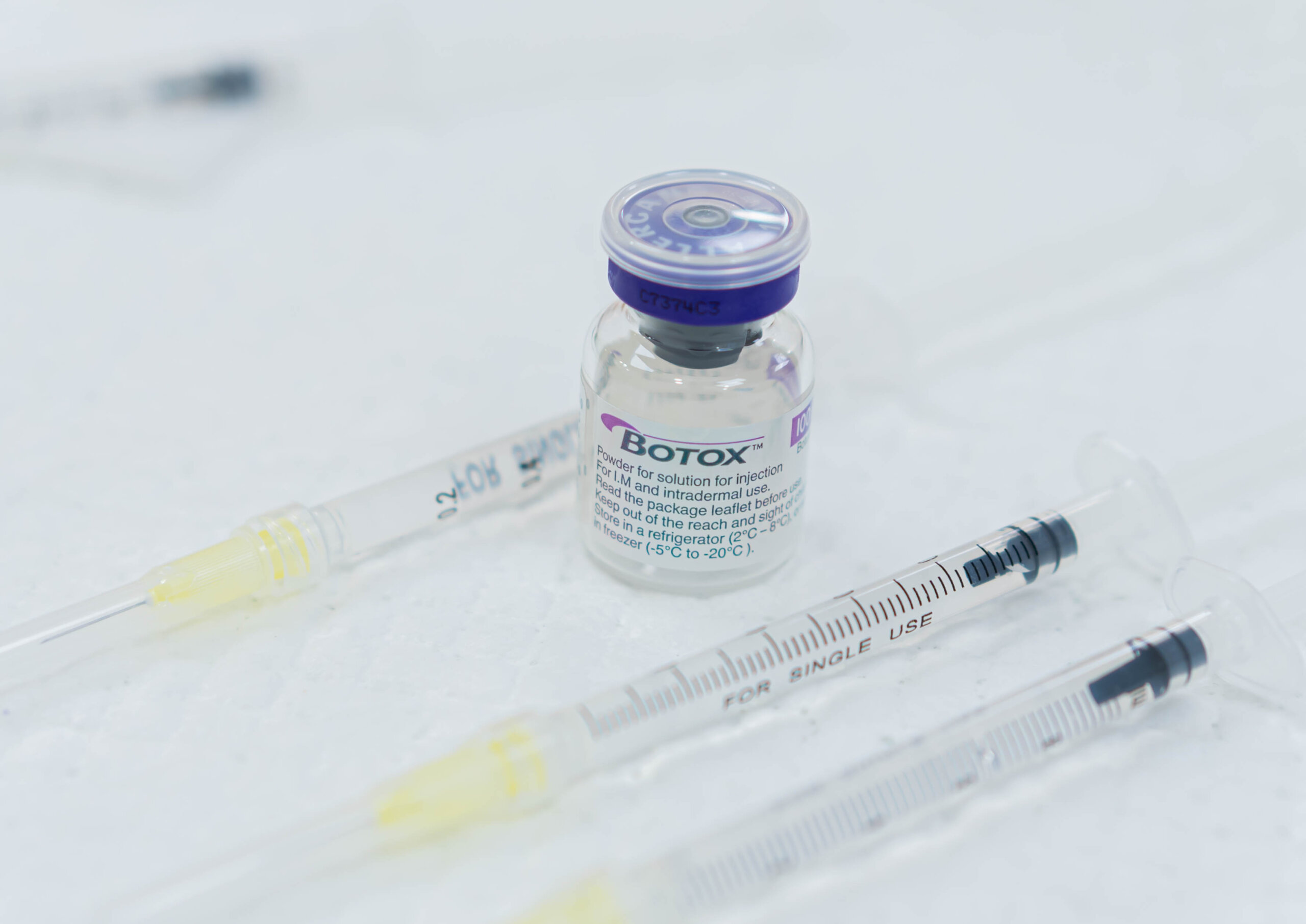 حقن البوتوكس في أبوظبي يُجرى في عيادة هاوس أوف سكينكير بجزيرة ياس